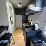 Au Pied Du Vieux-mans