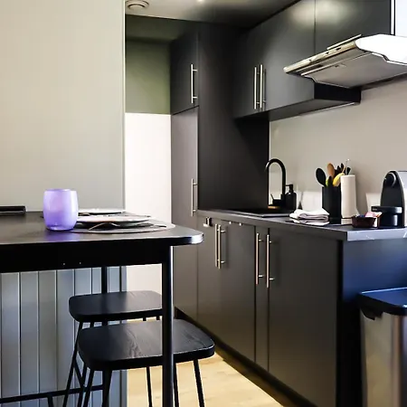 Au Pied Du Vieux-mans Appartement